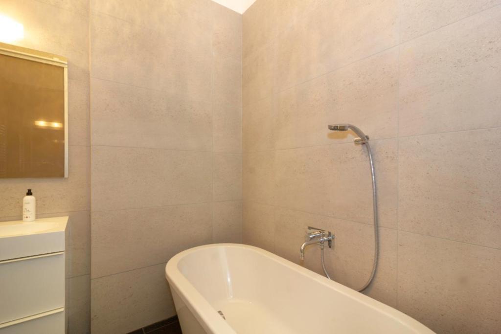 Luxury Lisbeth Apartman Budapest Esterno foto